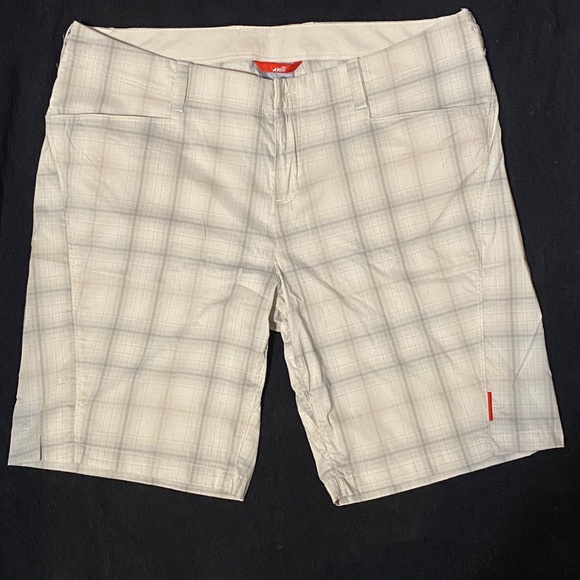 Avia Cream and Gray Athletic Shorts with Plaid Design - Picture 13 of 13